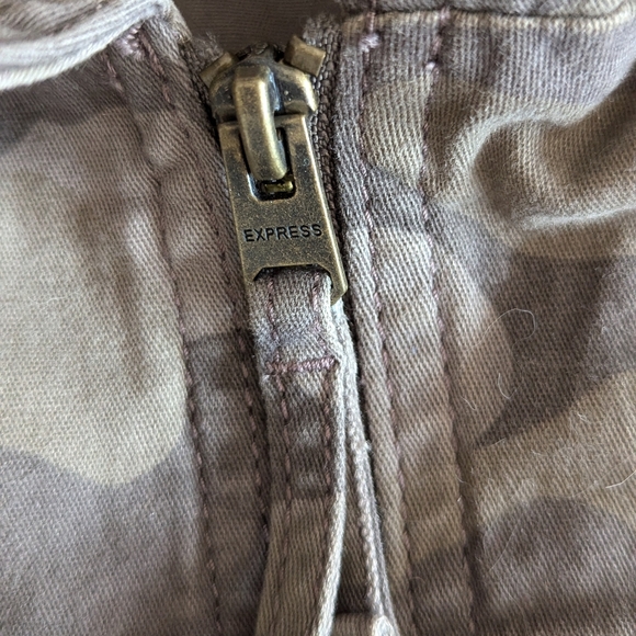 Express camo print utility jacket LG - Picture 10 of 11